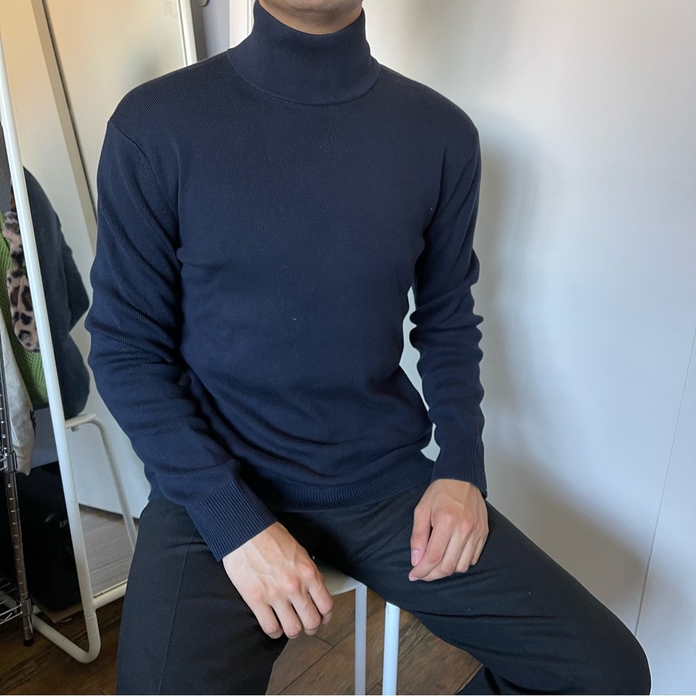 COPY - Brand New Navy Blue Turtleneck Banana Republic with Tags on
